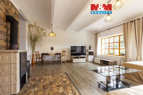 Pronájem domu 147 m² s pozemkem 902 m² - Photo 1