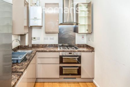 1 bedroom flat to rent - Photo 2