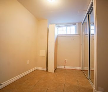 Lower Unit - Photo 2