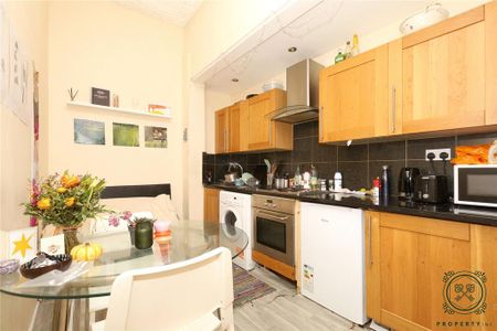 3 bedroom apartment to rent - Photo 5