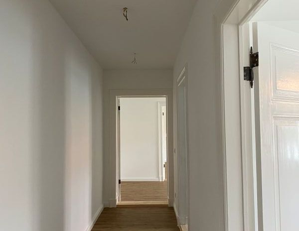 Modernisierte 2 Zimmer Altbauwohnung im Seitenflügel 4.OG - Foto 1