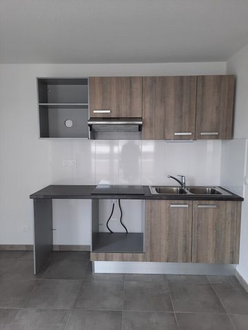 Location Appartement 3 pièces 60m² BASSENS 33530 - Photo 2