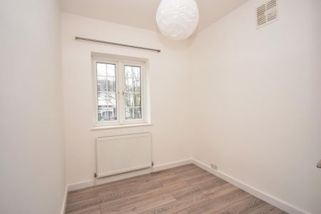 3 bedroom end of terrace house to rent - Photo 5