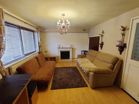 1 bedroom Flat To Let - Photo 1