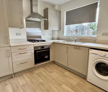 2 bedroom flat to rent - Photo 6