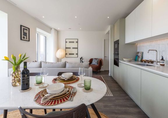 An exclusive rental opportunity offering 50% off your rent for the first 3 months*, complemented by 24-hour concierge, premium wellness facilities and beautifully curated interiors. - Photo 1