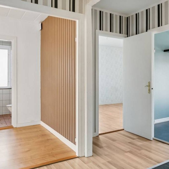 Norra Storängsvägen, Finspång - Photo 1