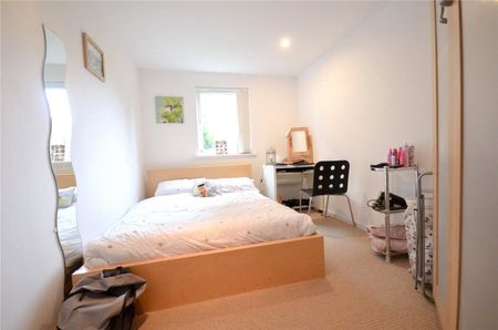 Adamson House, 4 Elmira Way, Salford, Greater Manchester, M5 3DL - Photo 2