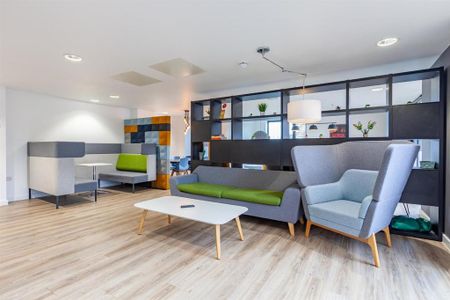 1 bedroom in a flat share to rent - Photo 4