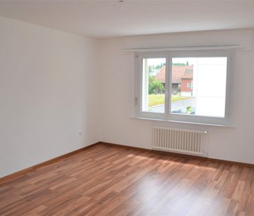 "moderne 3.0 Zimmer-Wohnung an zentraler Lage mit Balkon" - Foto 2