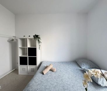 STUDIO MEUBLE-PROCHE BOULEVARD MONTAIGNE-LA2215 - Photo 1