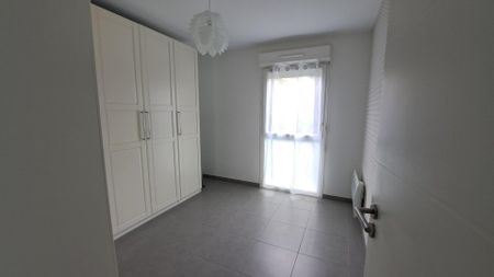 Location Appartement 3 pièces 60m² MARSEILLE 4ème - Photo 3