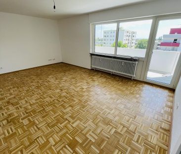 Helle 2 Zimmerwohnung mit modernem Badezimmer und Balkon - Photo 6