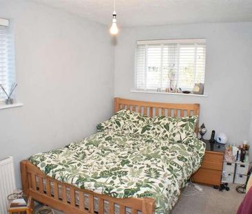 Spring Grove, Tooting Borders, CR4 - Photo 2