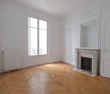 Tout savoir sur cet appartement dans le quartier Gros Caillou, à Pa... - Photo 3