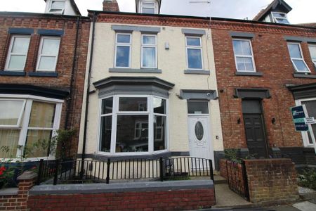 1 bedroom in a house share to rent - Photo 4
