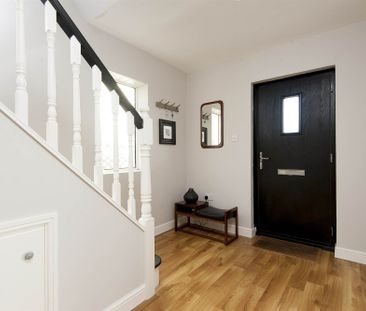 17 Orangefield Lane, Belfast, BT5 6BW - Photo 1