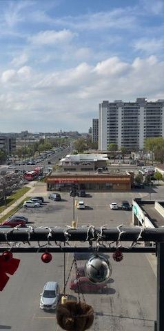 For Lease - 30 Meadowglen Place Unit# 614, Toronto, Ontario - Photo 1