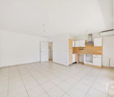 Location Appartement 2 pièces 43m² ANTIBES 06600 - Photo 3