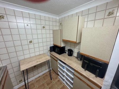 1 bedroom apartment to rent - Photo 2