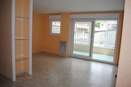 Location appartement t1 36 m² à Rodez (12000) - Photo 2