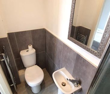 Room 1, Mansfield Road, Doncaster - Photo 4