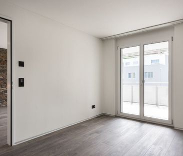 Moderne Attika-Wohnung mit zwei grossen Terrassen! - Foto 2