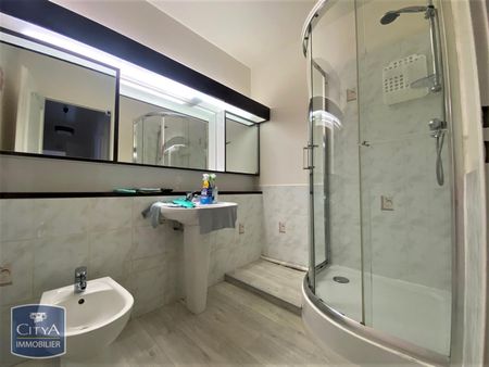 Location Appartement 3 pièces 82m² DIEPPE 76200 - Photo 4