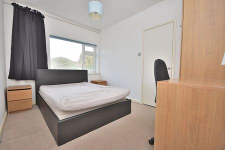 1 bedroom property to rent, - Photo 2