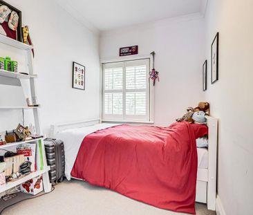 4 bedroom terraced house to rent - Photo 4