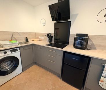 2 bedroom flat to rent - Photo 6