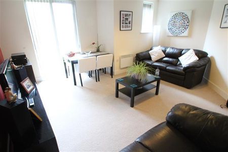 Coxhill Way, Aylesbury - Photo 2