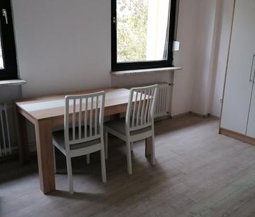 Möbliertes Appartement, Nähe Nationaltheater - Photo 1