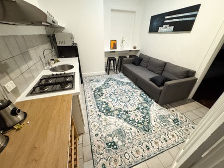 FULLY EQUIPPED ONE BEDROOM APARTMENT. - Photo 3