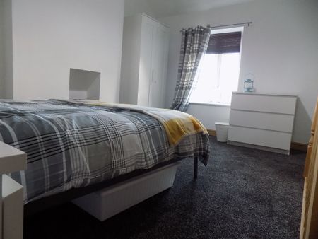 Lon Pobty, Bangor, LL57 - Photo 3