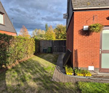 Mooi en rustig gelegen alleenstaande instapklare woning met tuin. - Foto 1