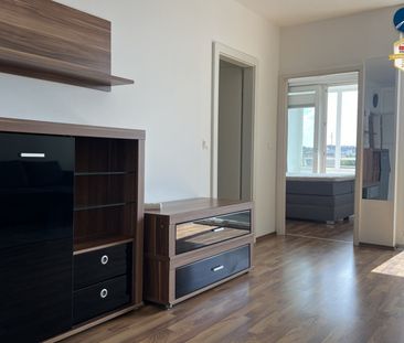 Neuwertige 2-Zimmer Wohnung mit 2 Loggien und Auto-Stellplatz - Photo 6