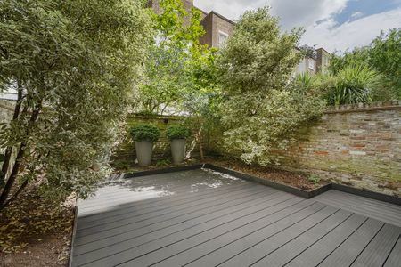 Luxury three-bedroom apartment in Kensington - Photo 5