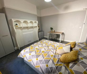 7 bedroom terraced house to rent - Photo 1