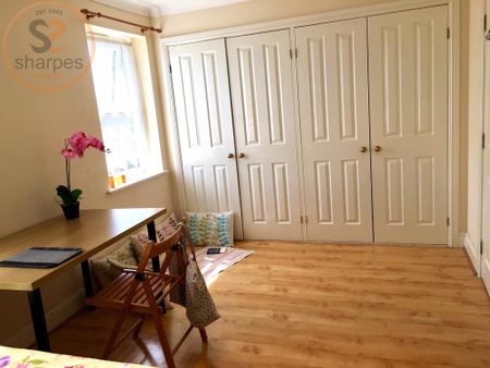 1 bedroom in a house share to rent - Photo 4