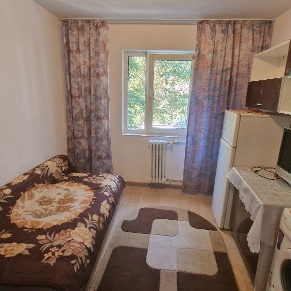 Cameră Florilor-Violetelor - Fotografie 1