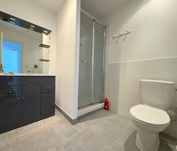 Location Appartement 5 pièces 98m² - Photo 5