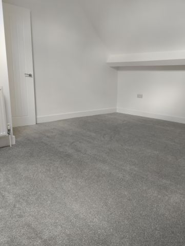 To Let – George Street, Hoyland, Barnsley - Photo 2