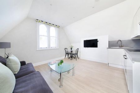 1 bedroom flat to rent - Photo 2