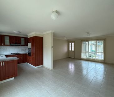 3/16A Emmett Street, Golden Square, Vic 3555 - Photo 3