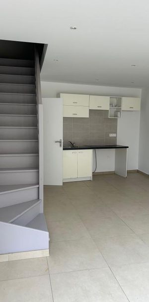 Location Appartement 2 pièces 38m² ST MAUR DES FOSSES 94210 - Photo 1