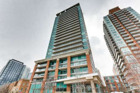 Zip Condos and Lofts , #811 - Photo 4