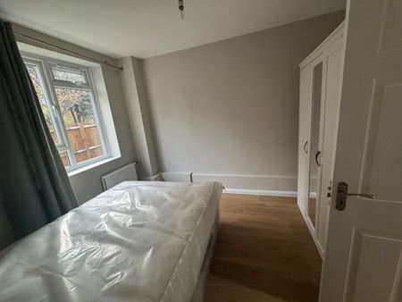 3 Bed Flat, Tudor Court, N1 - Photo 3