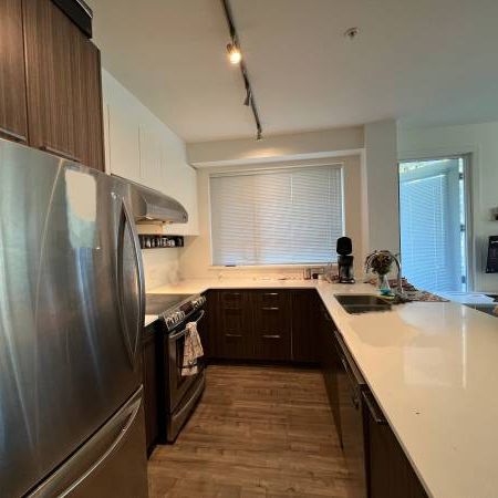 **$500 credit** Heart of SFU: Beautiful 2 Bed, 2 Bath Condo Available - Photo 3