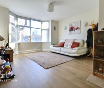 2 bedroom semi-detached house to rent - Photo 3